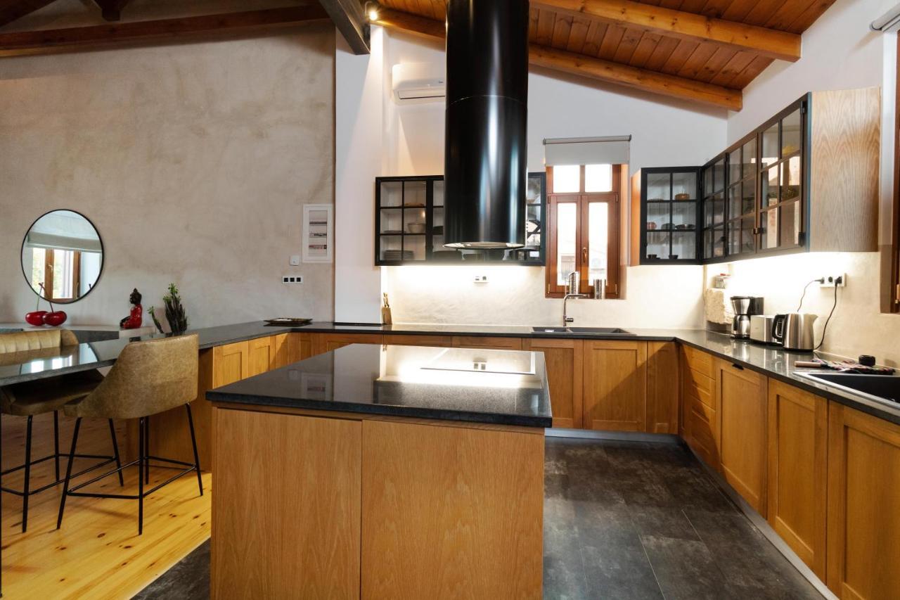 Luminous A House Of Luxury Khania